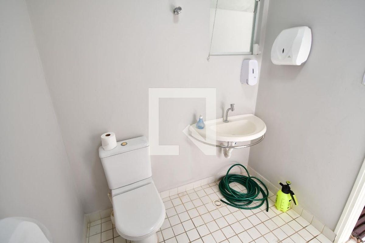 Casa à Venda - Jardim Flamboyant, 6 Quartos,  223 m2 em , Campinas - sp | SoloBR