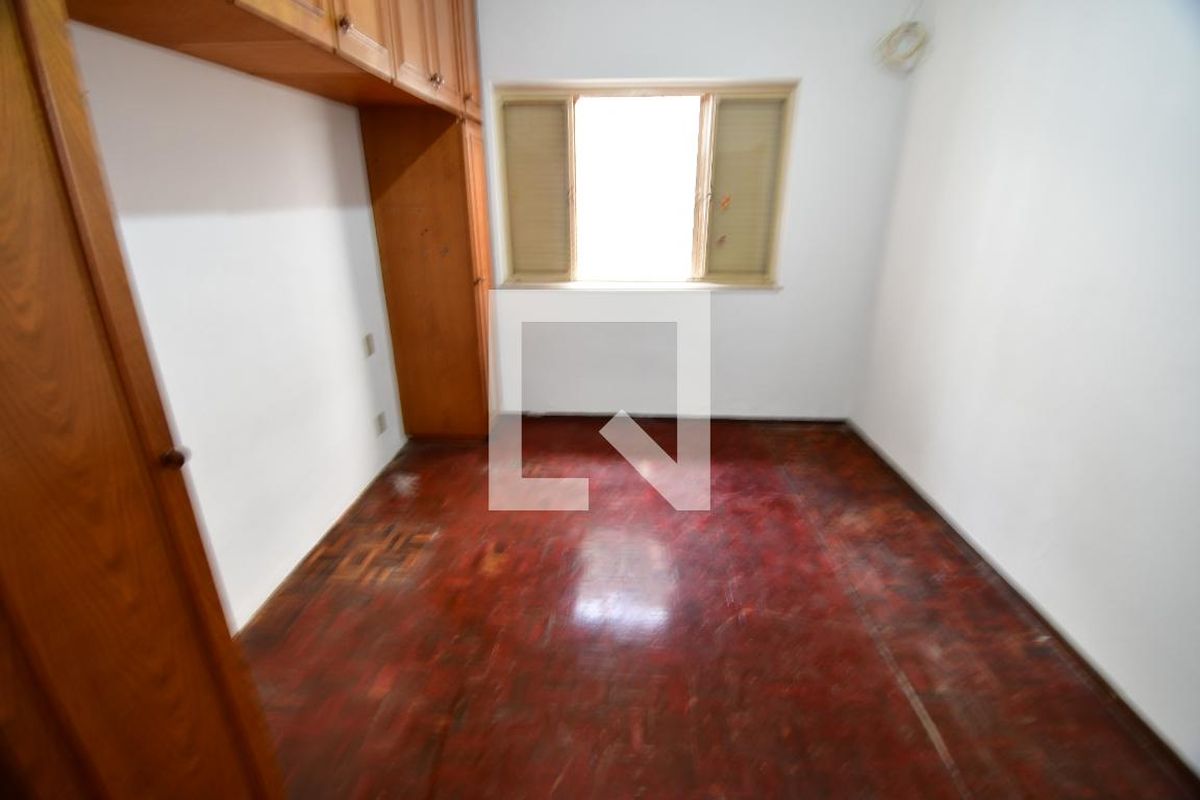 Casa à Venda - Jardim Santana, 3 Quartos,  282 m2 em , Campinas - sp | SoloBR