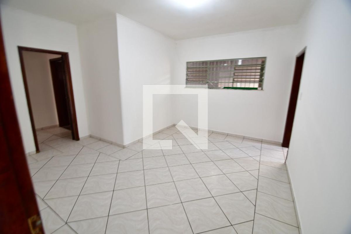 Casa à Venda - Jardim Santana, 3 Quartos,  282 m2 em , Campinas - sp | SoloBR