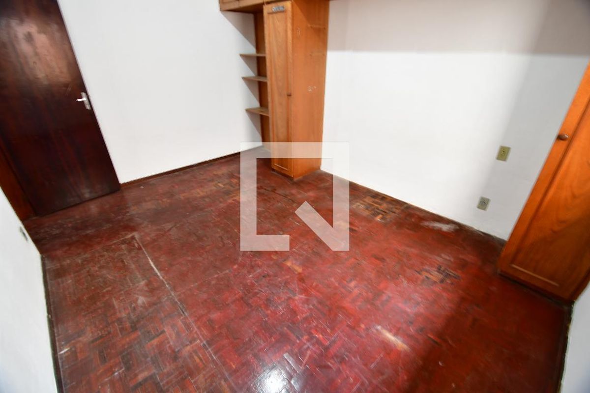 Casa à Venda - Jardim Santana, 3 Quartos,  282 m2 em , Campinas - sp | SoloBR