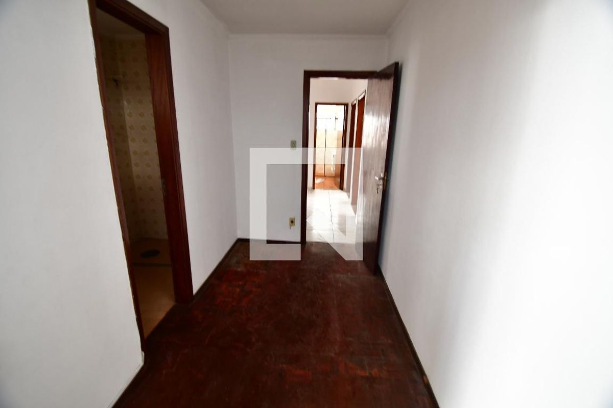 Casa à Venda - Jardim Santana, 3 Quartos,  282 m2 em , Campinas - sp | SoloBR