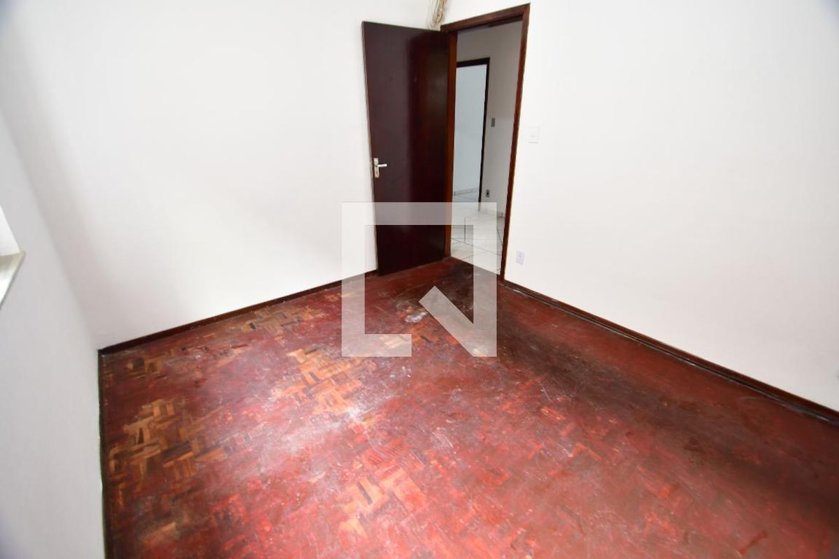 Casa à Venda - Jardim Santana, 3 Quartos,  282 m2 em , Campinas - sp | SoloBR