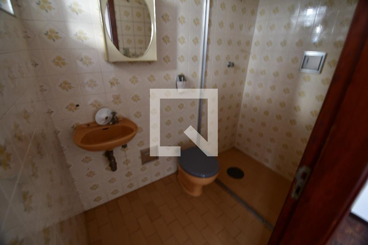 Casa à Venda - Jardim Santana, 3 Quartos,  282 m2 em , Campinas - sp | SoloBR