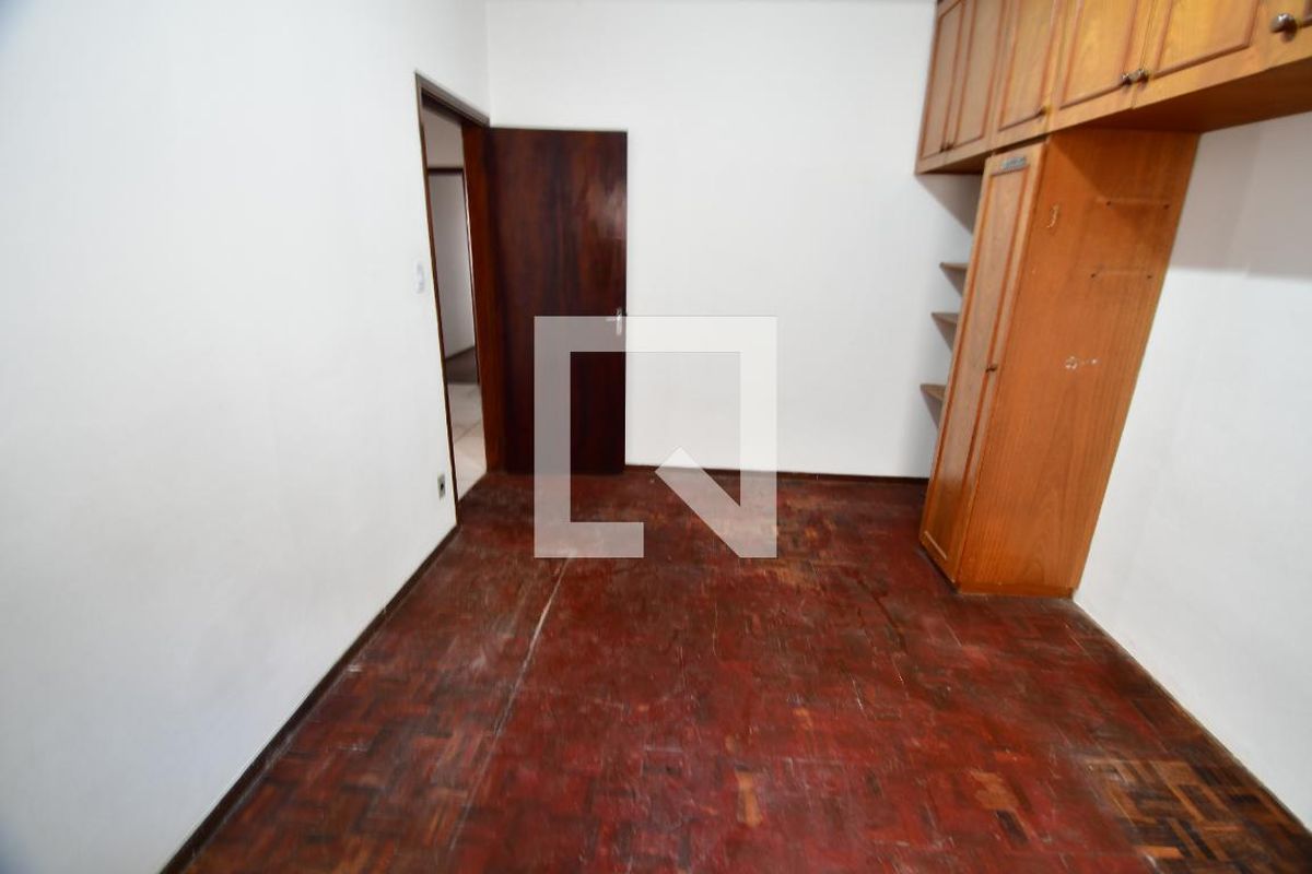 Casa à Venda - Jardim Santana, 3 Quartos,  282 m2 em , Campinas - sp | SoloBR