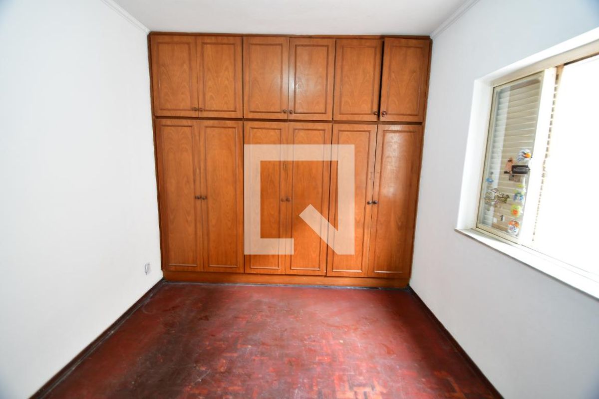 Casa à Venda - Jardim Santana, 3 Quartos,  282 m2 em , Campinas - sp | SoloBR