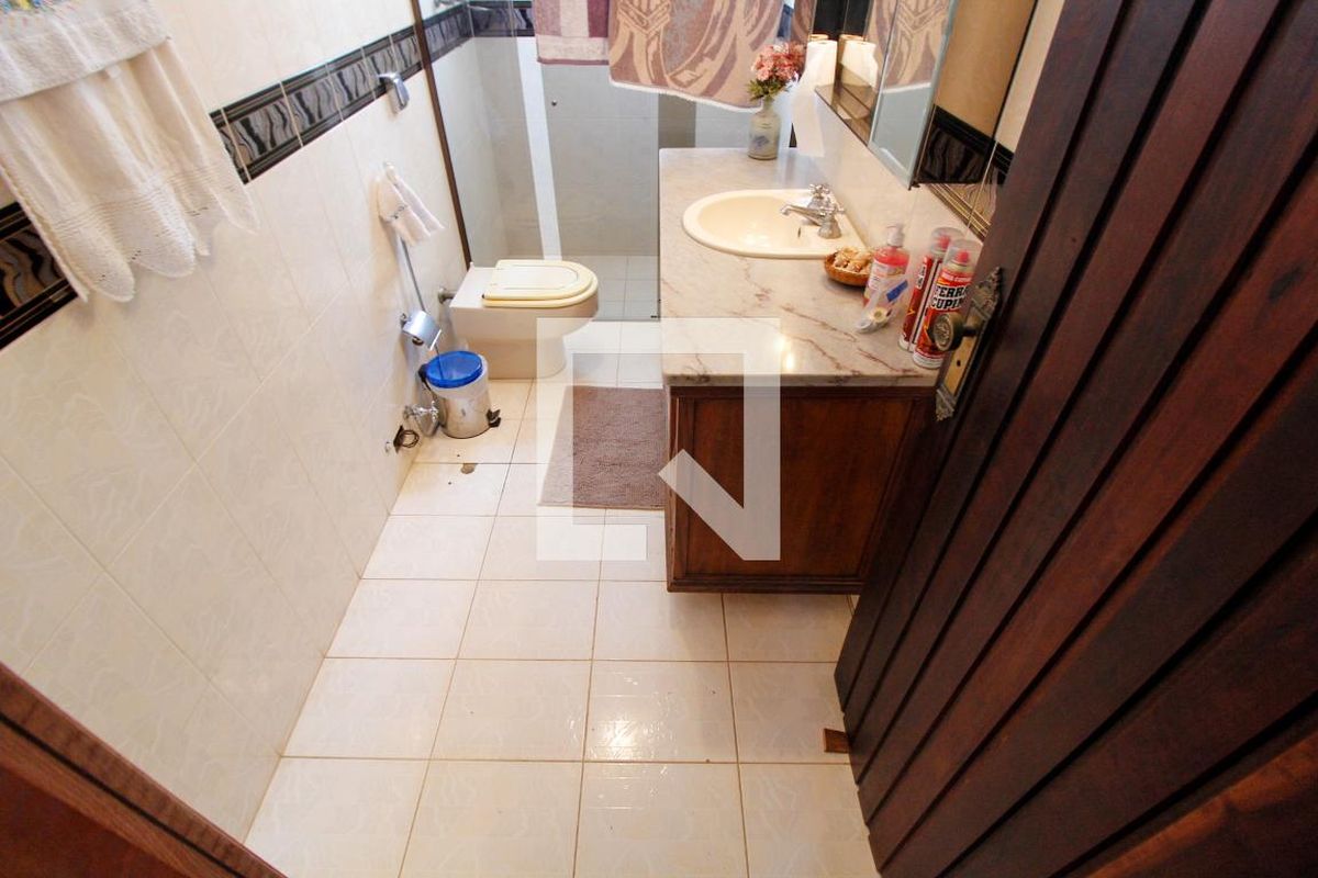 Casa à Venda - Guanabara, 6 Quartos,  359 m2 em , Campinas - sp | SoloBR