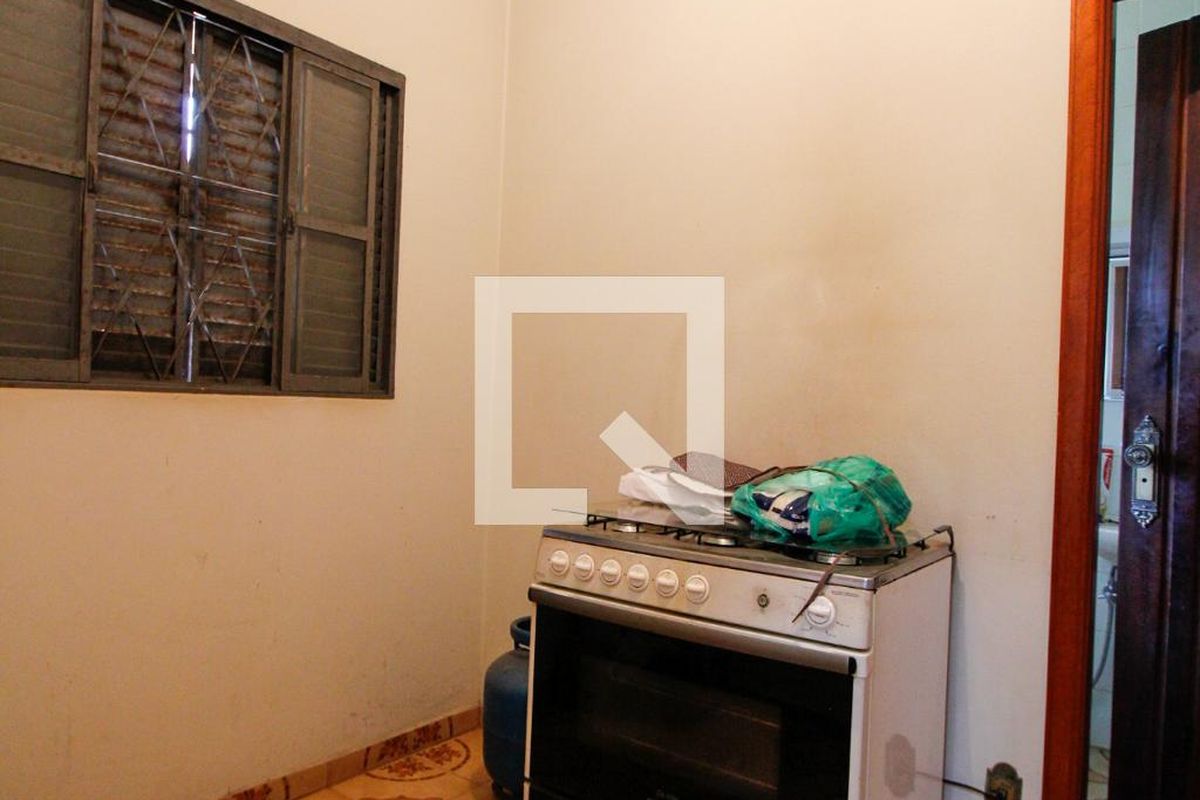 Casa à Venda - Guanabara, 6 Quartos,  359 m2 em , Campinas - sp | SoloBR