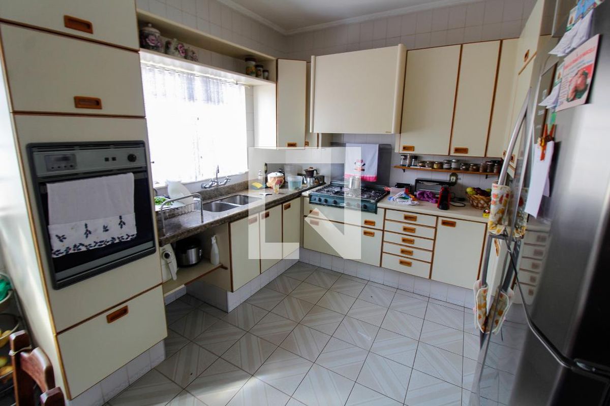 Casa à Venda - Guanabara, 6 Quartos,  359 m2 em , Campinas - sp | SoloBR