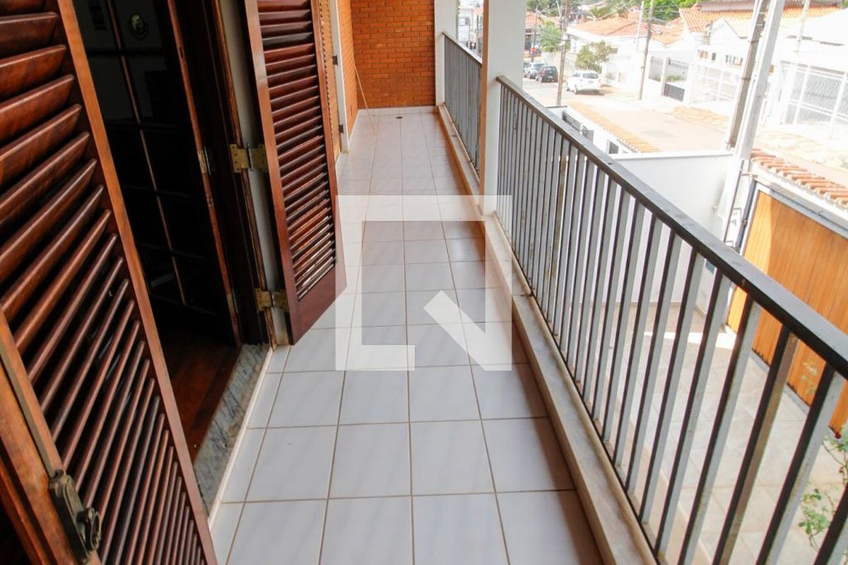 Casa à Venda - Guanabara, 6 Quartos,  359 m2 em , Campinas - sp | SoloBR