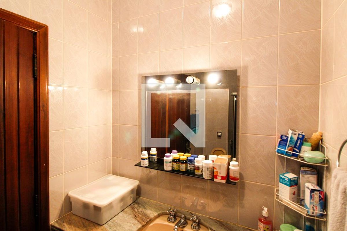 Casa à Venda - Guanabara, 6 Quartos,  359 m2 em , Campinas - sp | SoloBR