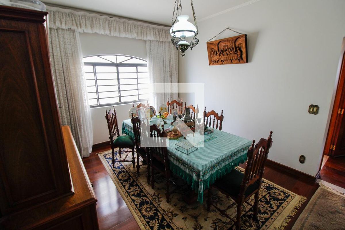 Casa à Venda - Guanabara, 6 Quartos,  359 m2 em , Campinas - sp | SoloBR