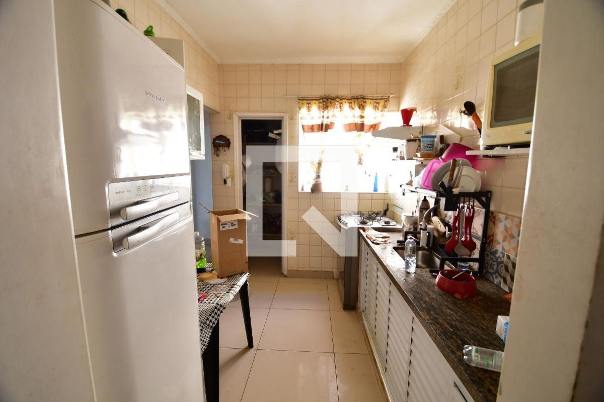 Casa à Venda - Jardim Santana, 5 Quartos,  199 m2 em , Campinas - sp | SoloBR