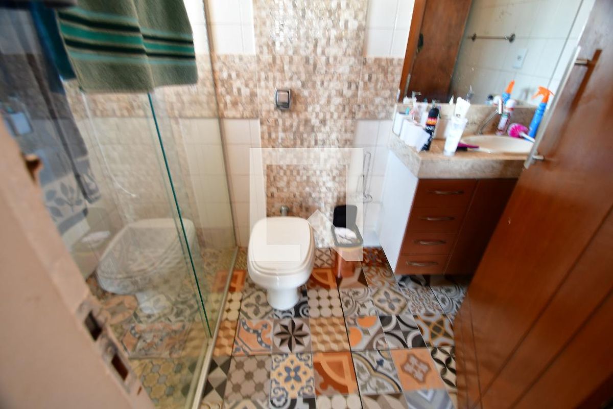 Casa à Venda - Jardim Santana, 5 Quartos,  199 m2 em , Campinas - sp | SoloBR