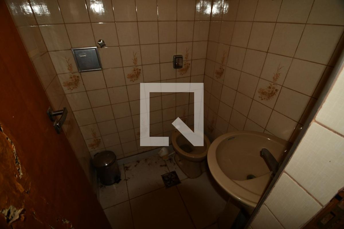 Casa à Venda - Jardim Santana, 5 Quartos,  199 m2 em , Campinas - sp | SoloBR