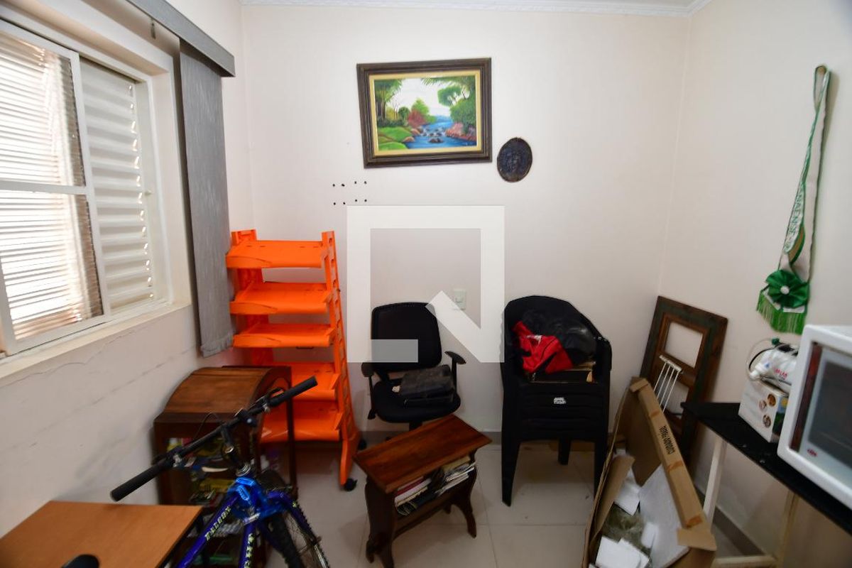 Casa à Venda - Jardim Santana, 5 Quartos,  199 m2 em , Campinas - sp | SoloBR
