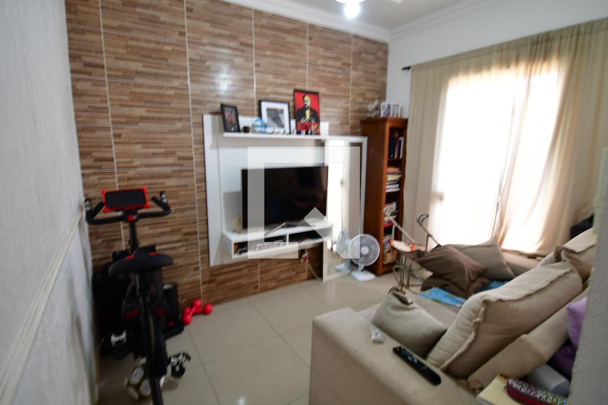 Casa à Venda - Jardim Santana, 5 Quartos,  199 m2 em , Campinas - sp | SoloBR