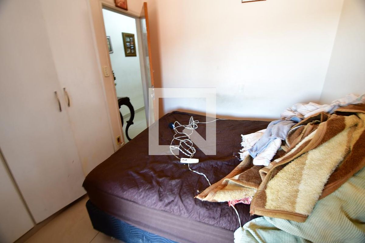 Casa à Venda - Jardim Santana, 5 Quartos,  199 m2 em , Campinas - sp | SoloBR