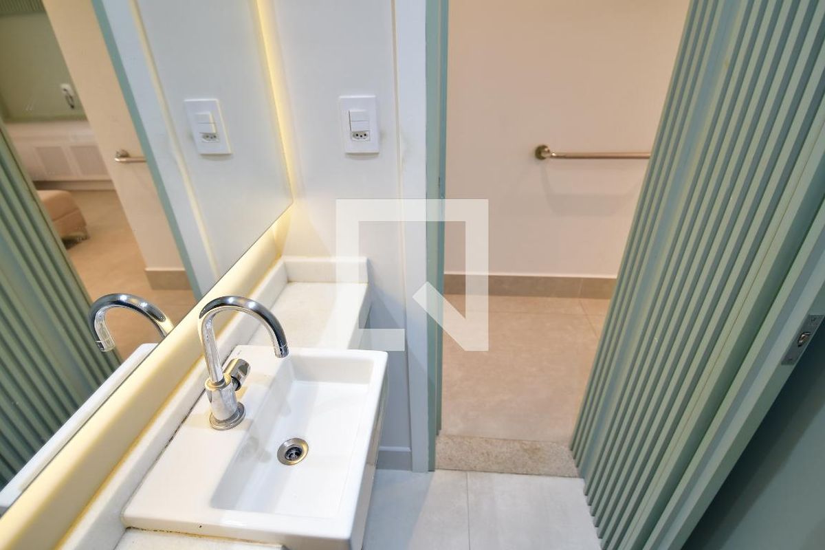 Apartamento à Venda - Taquaral, 3 Quartos,  147 m2 em , Campinas - sp | SoloBR