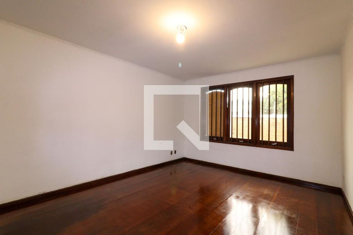 Casa à Venda - Guanabara, 3 Quartos,  187 m2 em , Campinas - sp | SoloBR
