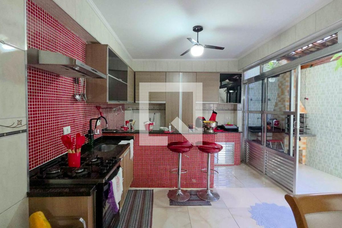 Casa, 4 quartos, 210 m² - Foto 36