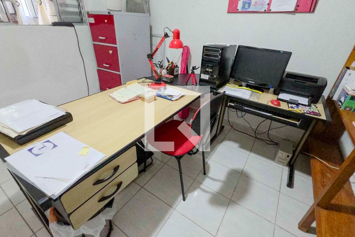 Casa, 4 quartos, 210 m² - Foto 54
