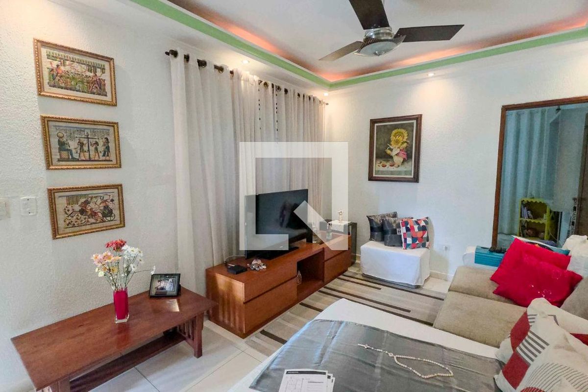 Casa, 4 quartos, 210 m² - Foto 2