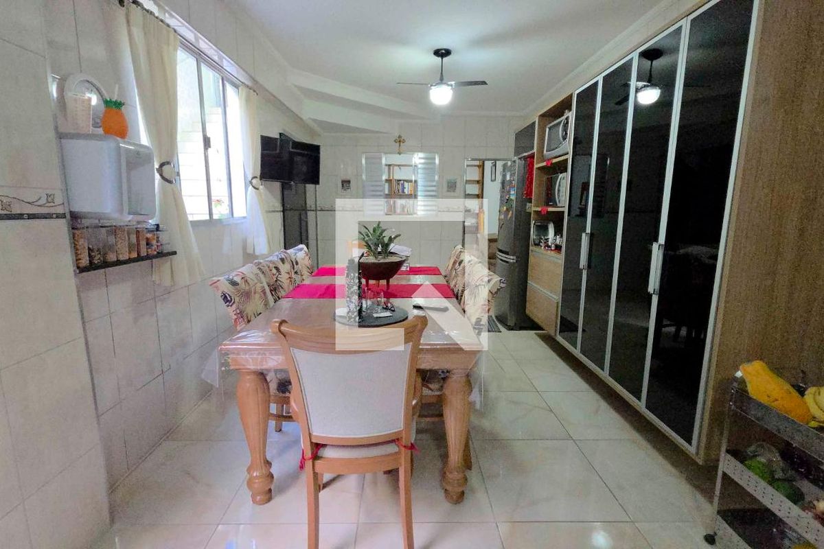 Casa, 4 quartos, 210 m² - Foto 42
