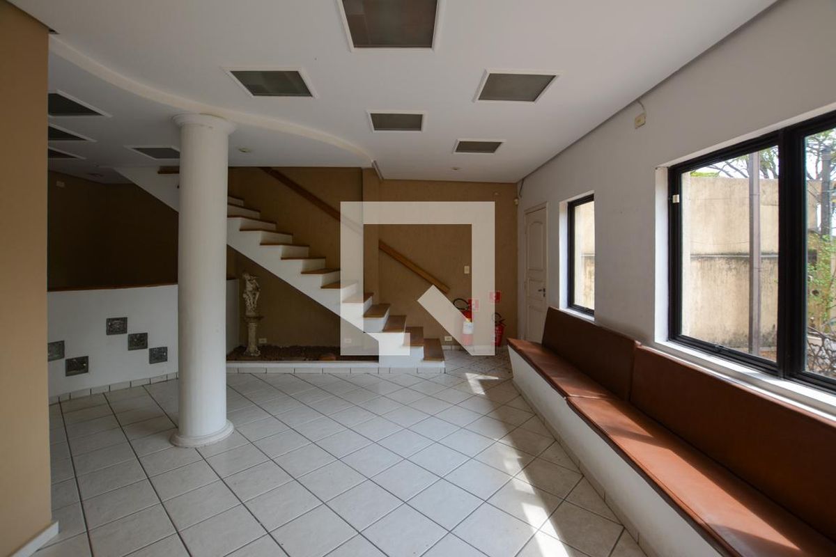 Casa, 8 quartos, 255 m² - Foto 2