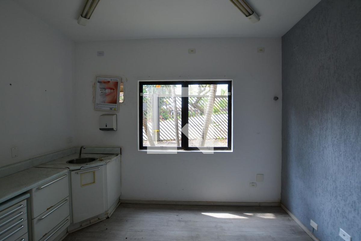 Casa, 8 quartos, 255 m² - Foto 16