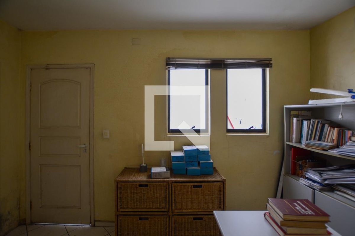 Casa, 8 quartos, 255 m² - Foto 57