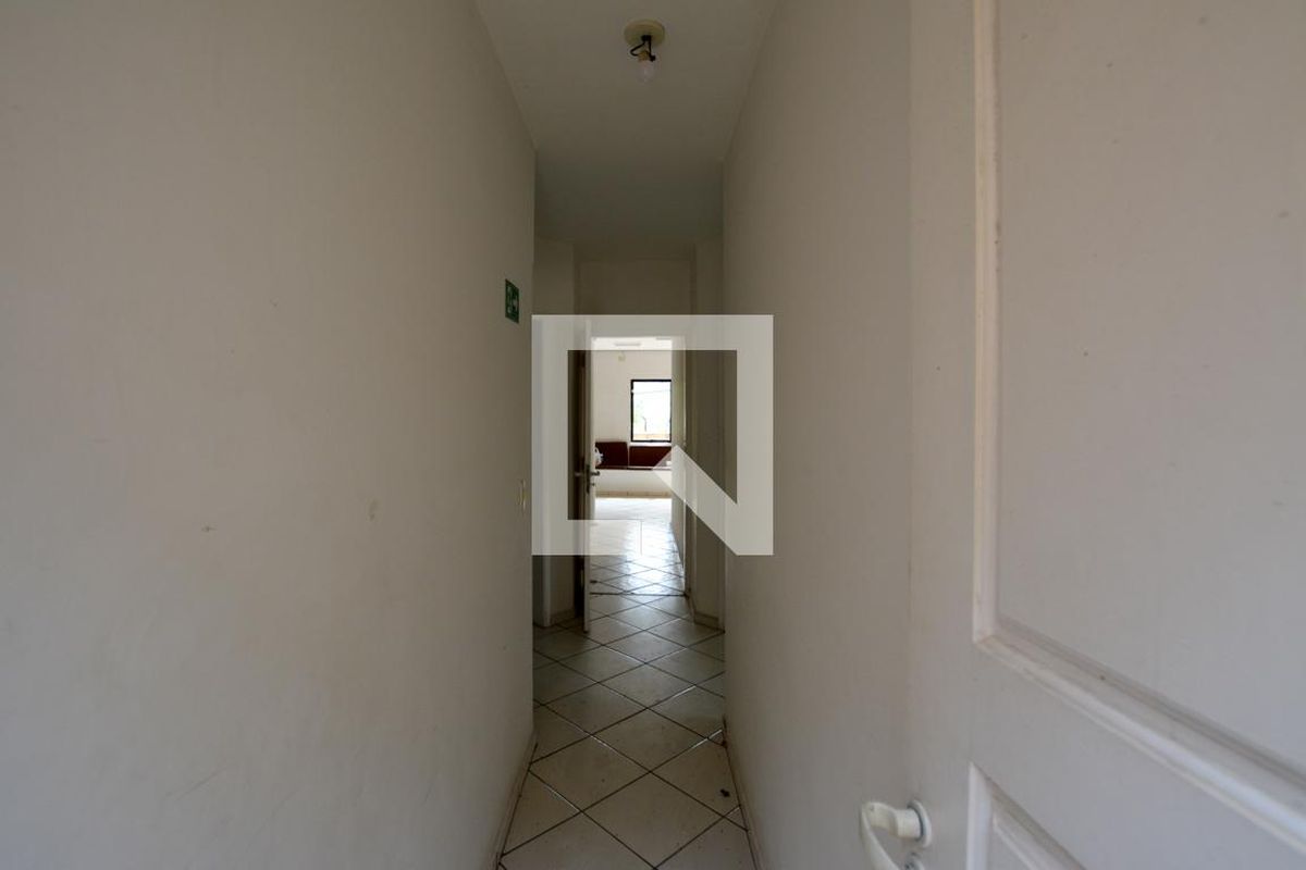 Casa, 8 quartos, 255 m² - Foto 67