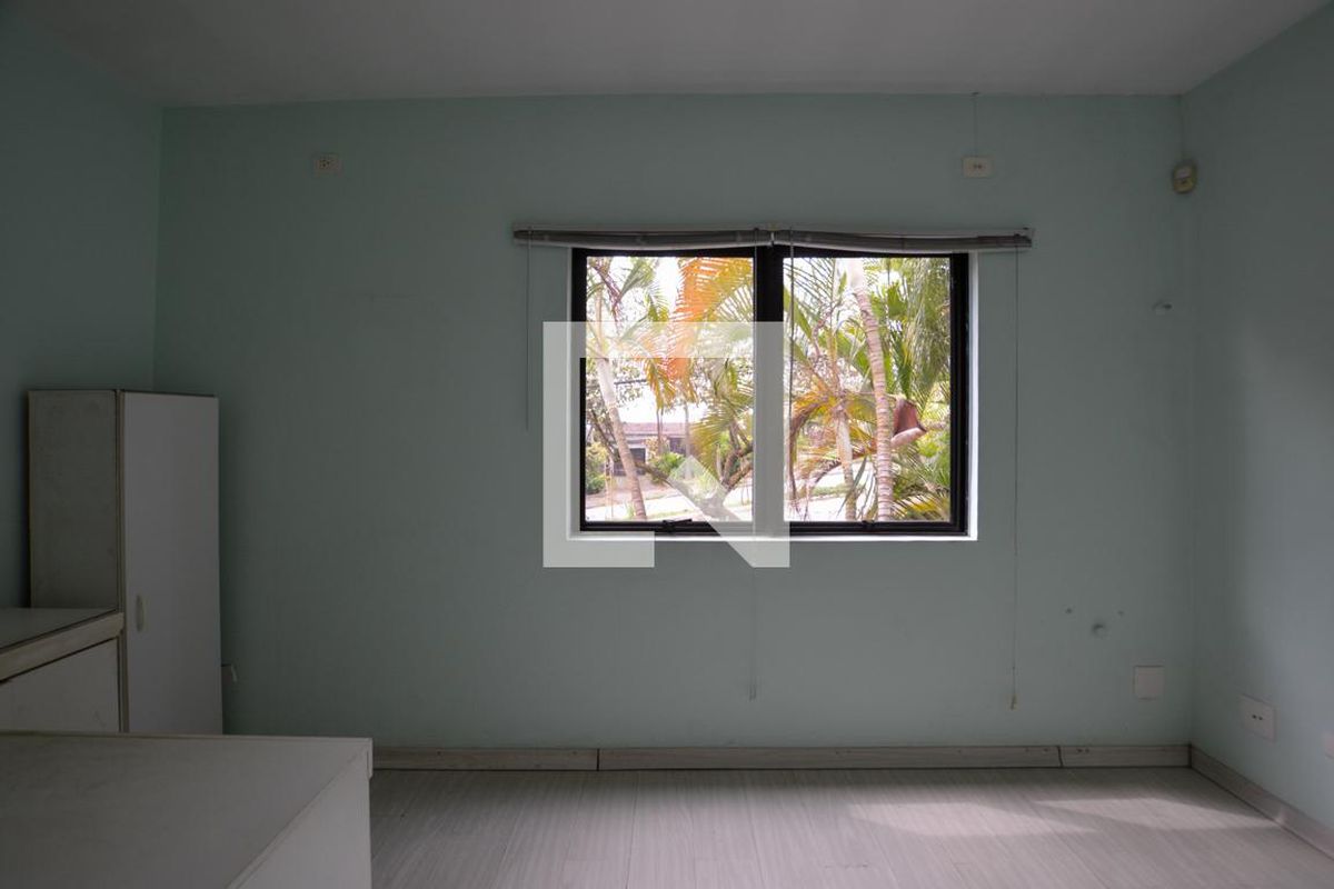 Casa, 8 quartos, 255 m² - Foto 32