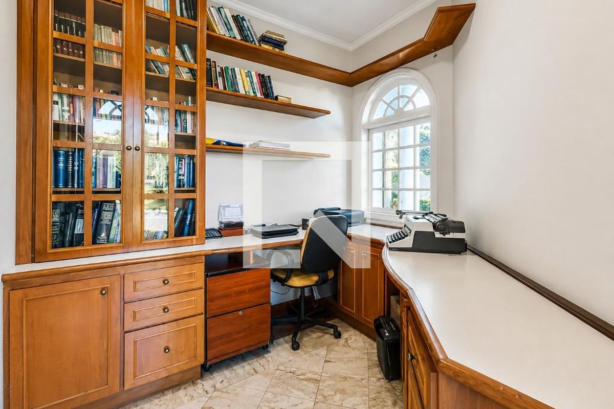 Casa à Venda - Lot. Alphaville Campinas, 4 Quartos,  279 m2 em , Campinas - sp | SoloBR