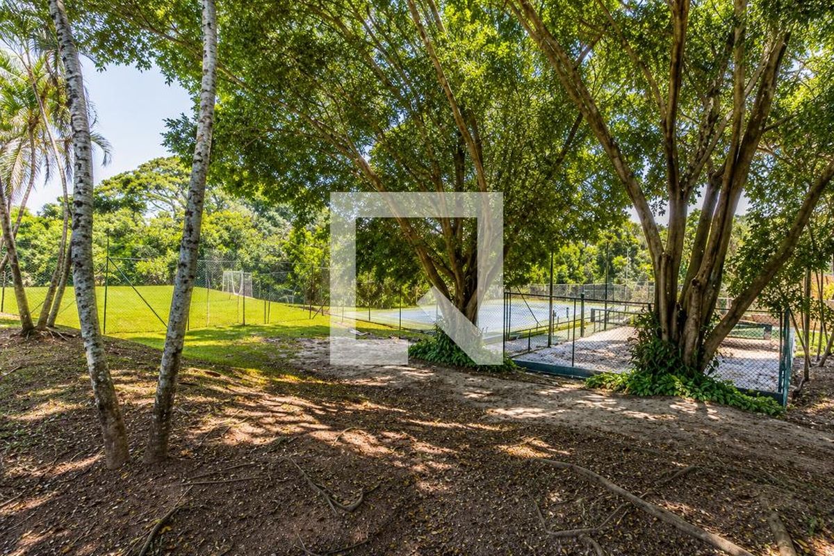 Casa à Venda - Lot. Alphaville Campinas, 4 Quartos,  279 m2 em , Campinas - sp | SoloBR