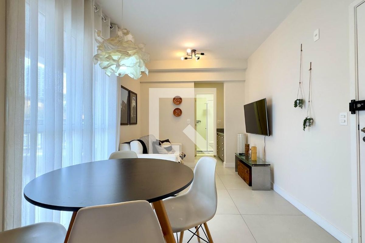 Apartamento à Venda - Taquaral, 1 Quarto,  58 m2 em , Campinas - sp | SoloBR