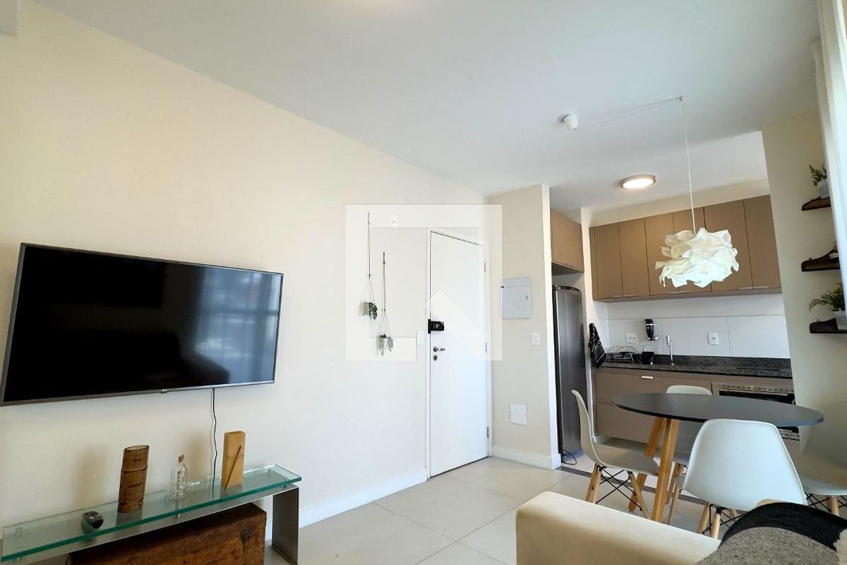 Apartamento à Venda - Taquaral, 1 Quarto,  58 m2 em , Campinas - sp | SoloBR