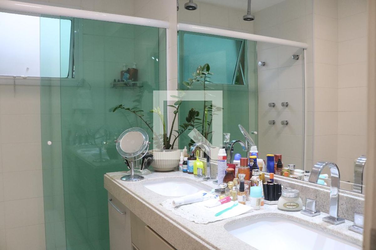 Apartamento, 4 quartos, 200 m² - Foto 32