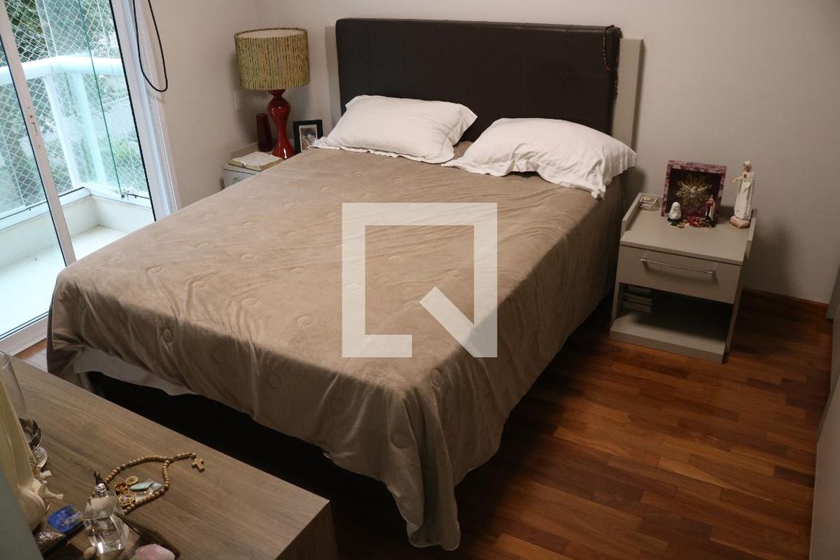 Apartamento, 4 quartos, 200 m² - Foto 14