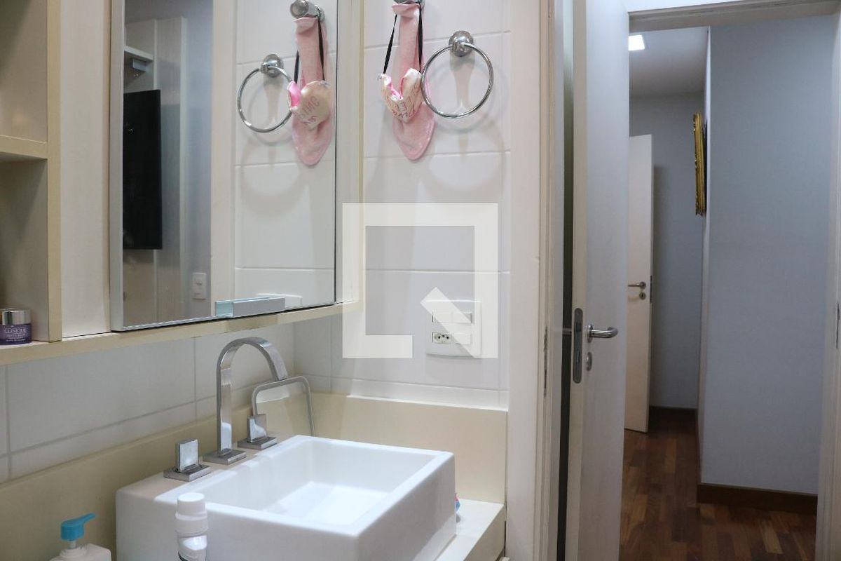Apartamento, 4 quartos, 200 m² - Foto 28