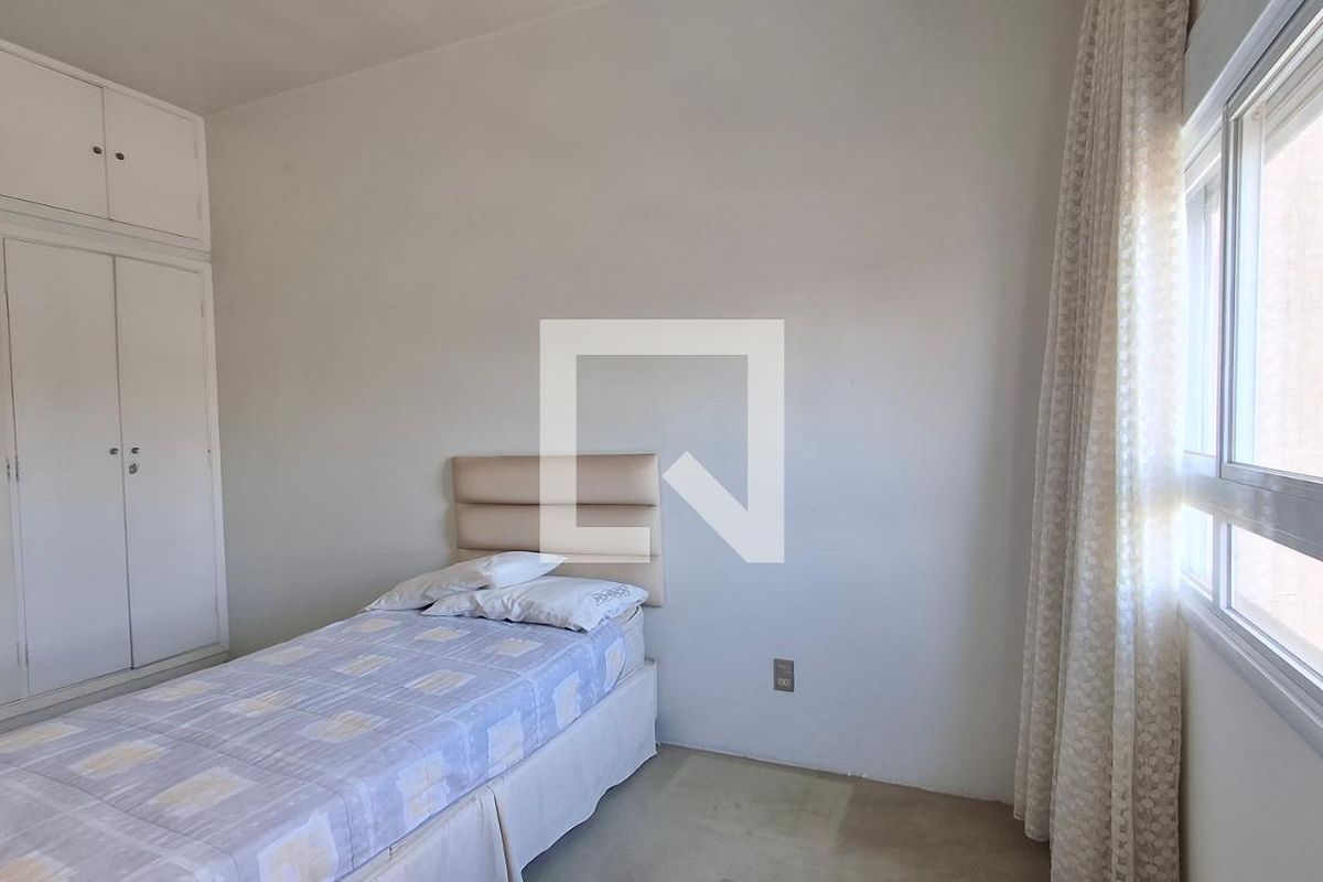 Apartamento à Venda - Centro, 3 Quartos,  181 m2 em , Campinas - sp | SoloBR