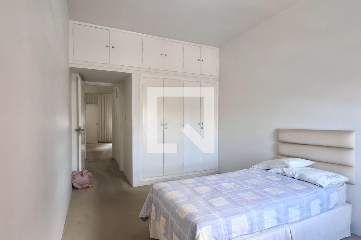 Apartamento à Venda - Centro, 3 Quartos,  181 m2 em , Campinas - sp | SoloBR
