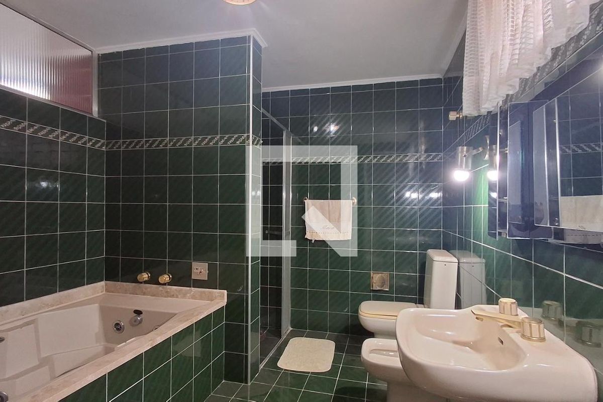 Apartamento à Venda - Centro, 3 Quartos,  181 m2 em , Campinas - sp | SoloBR
