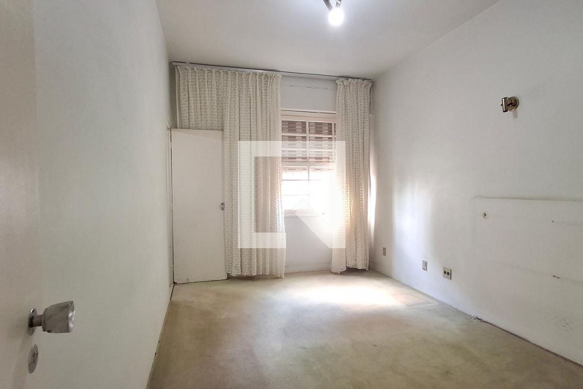 Apartamento à Venda - Centro, 3 Quartos,  181 m2 em , Campinas - sp | SoloBR