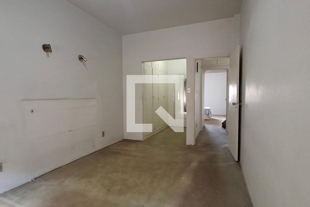 Apartamento à Venda - Centro, 3 Quartos,  181 m2 em , Campinas - sp | SoloBR