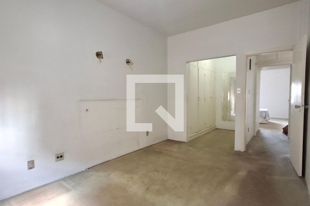 Apartamento à Venda - Centro, 3 Quartos,  181 m2 em , Campinas - sp | SoloBR