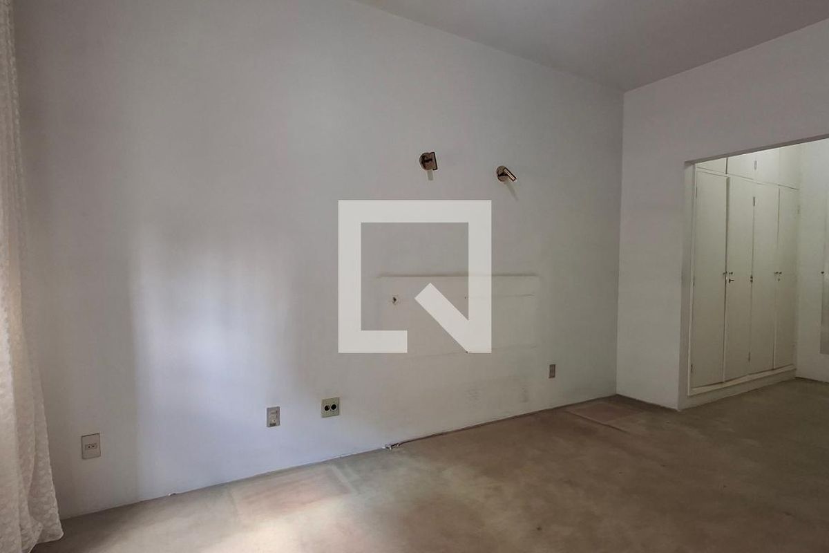 Apartamento à Venda - Centro, 3 Quartos,  181 m2 em , Campinas - sp | SoloBR