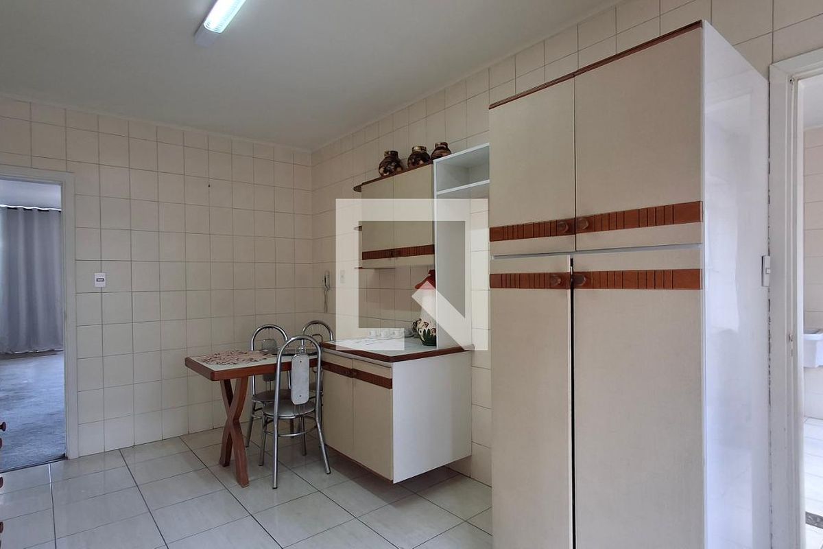 Apartamento à Venda - Centro, 3 Quartos,  181 m2 em , Campinas - sp | SoloBR