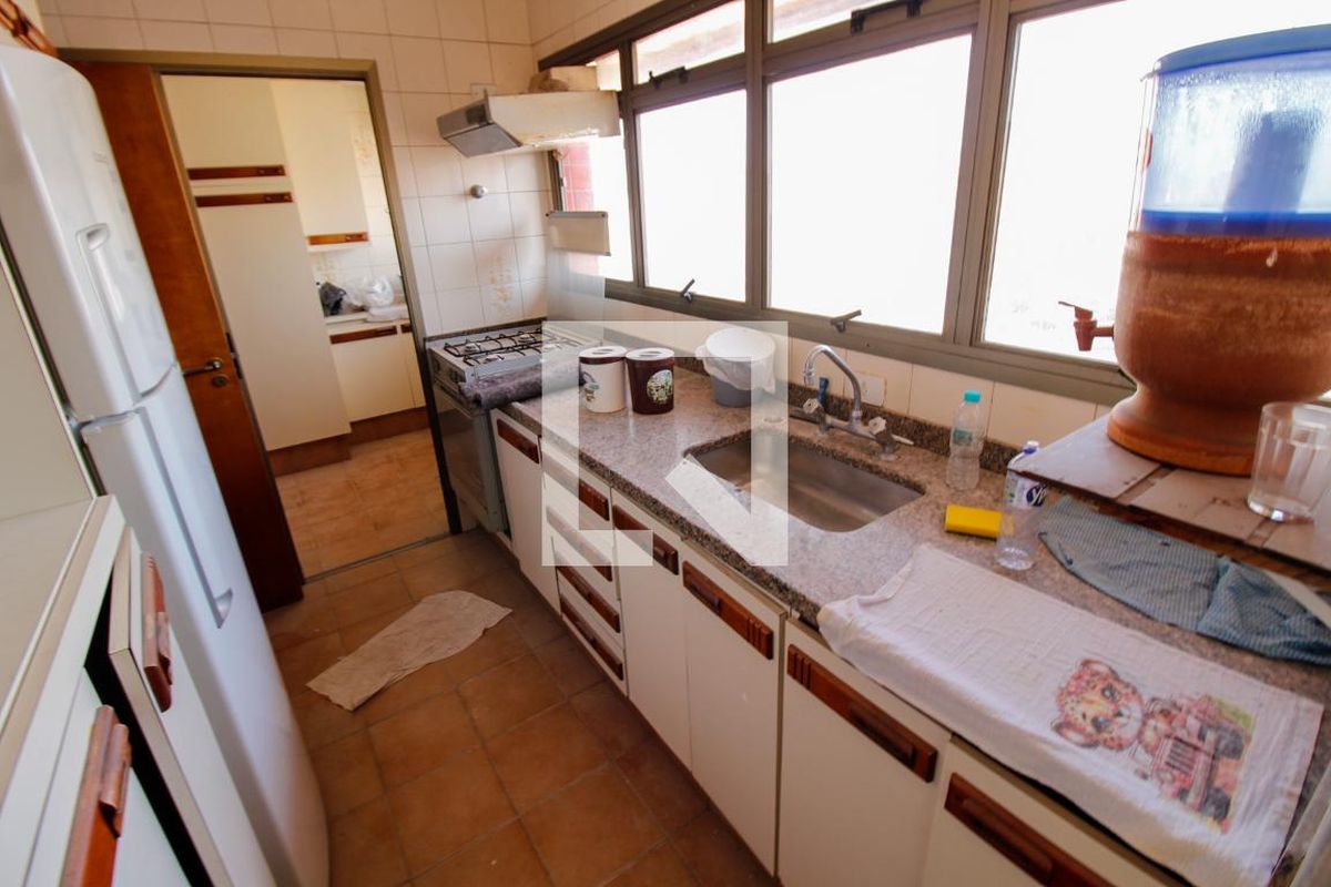 Apartamento à Venda - Cambuí, 5 Quartos,  320 m2 em , Campinas - sp | SoloBR