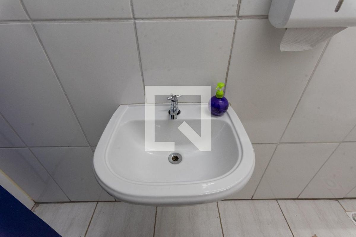 Casa à Venda - Jardim do Lago, 4 Quartos,  360 m2 em , Campinas - sp | SoloBR