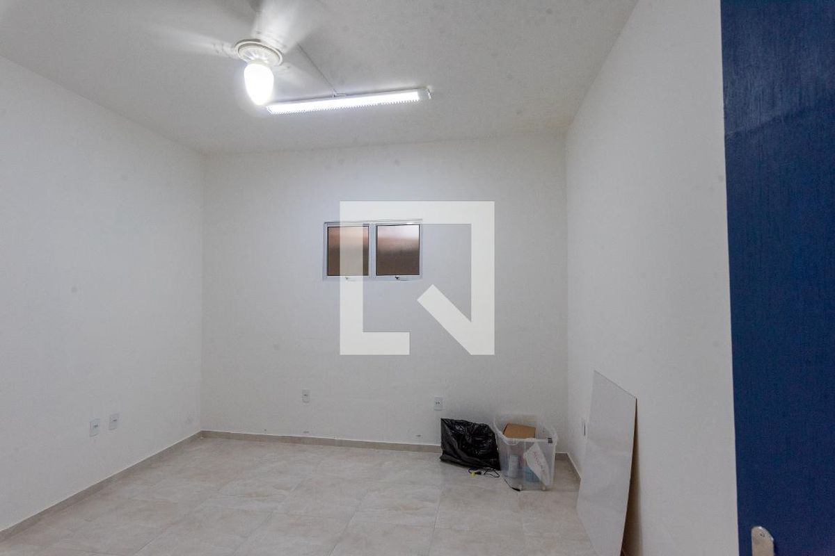 Casa à Venda - Jardim do Lago, 4 Quartos,  360 m2 em , Campinas - sp | SoloBR